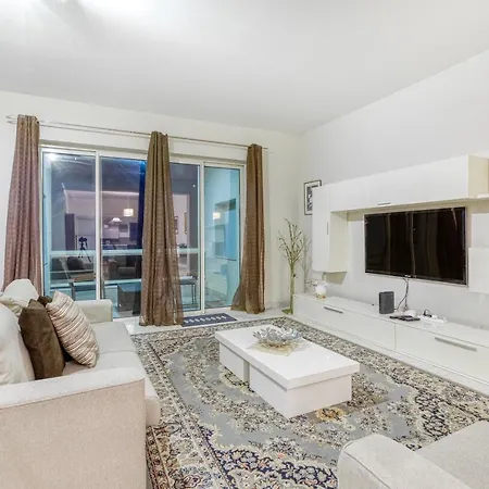 A Beautiful Seafront 3br In Tower Road By 360 Estates 슬리에마