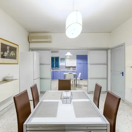 A Beautiful Seafront 3br In Tower Road By 360 Estates 아파트 슬리에마