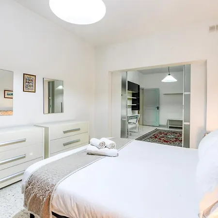 A Beautiful Seafront 3br In Tower Road By 360 Estates Апартаменты Слима