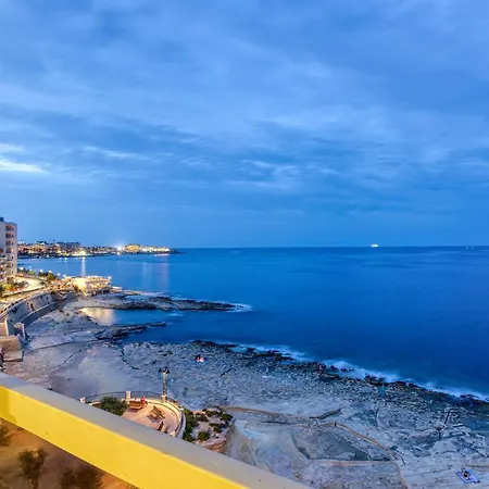 A Beautiful Seafront 3br In Tower Road By 360 Estates Appartement