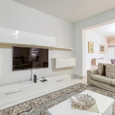 A Beautiful Seafront 3br In Tower Road By 360 Estates Lägenhet *