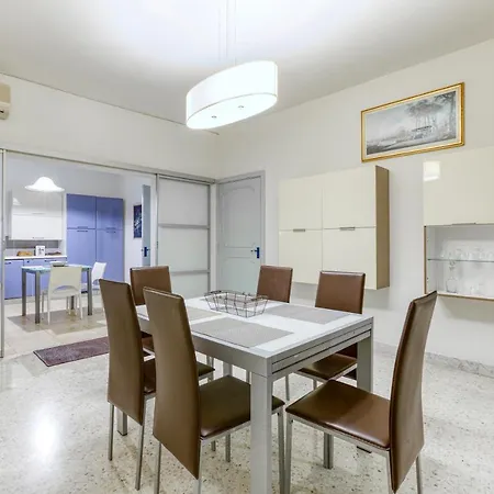 A Beautiful Seafront 3br In Tower Road By 360 Estates Апартаменты Слима