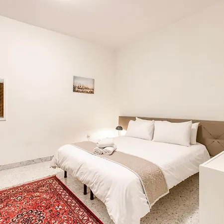 A Beautiful Seafront 3br In Tower Road By 360 Estates דירה *